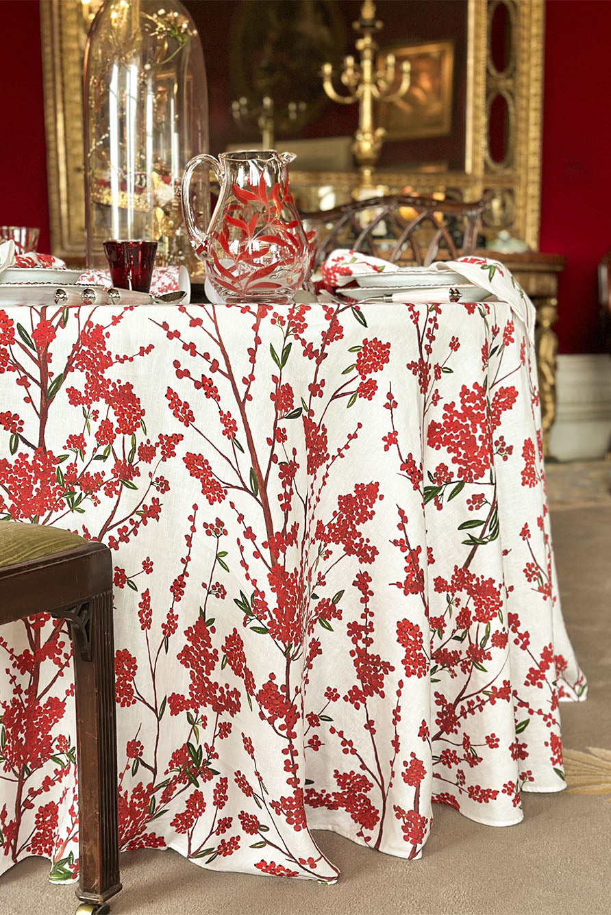 Les Airelles Round Linen Tablecloth, 260cm