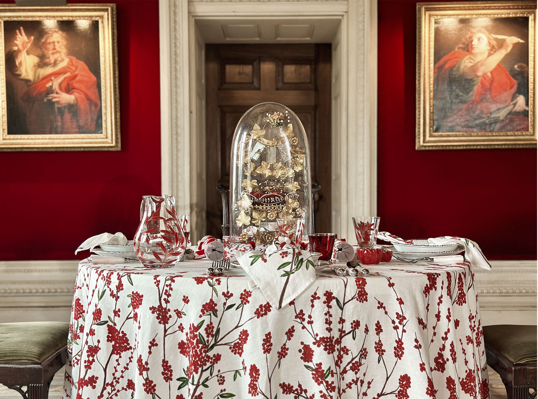 Les Airelles Round Linen Tablecloth, 260cm