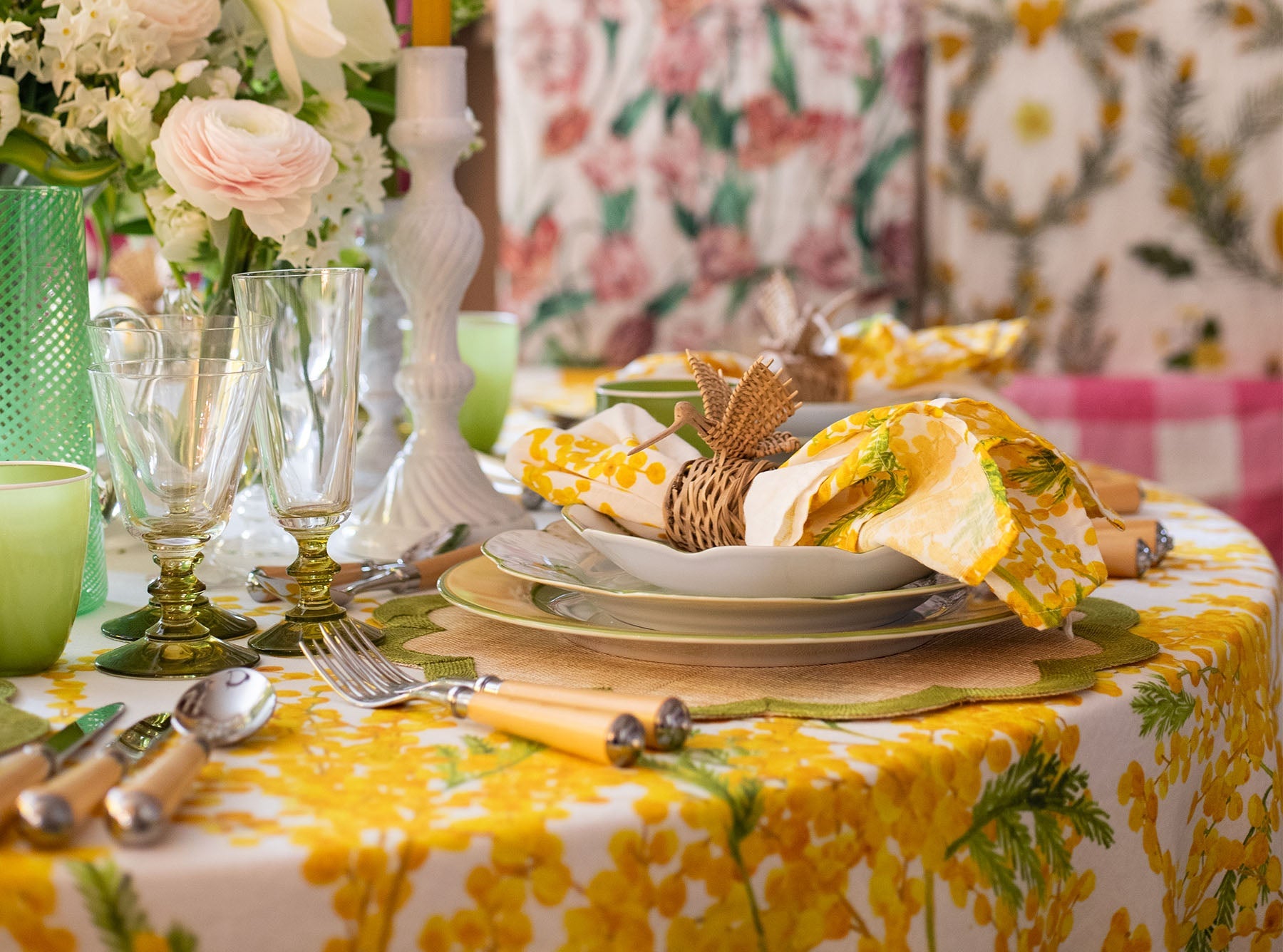 'Mimosa' Round Linen Tablecloth, 260cm