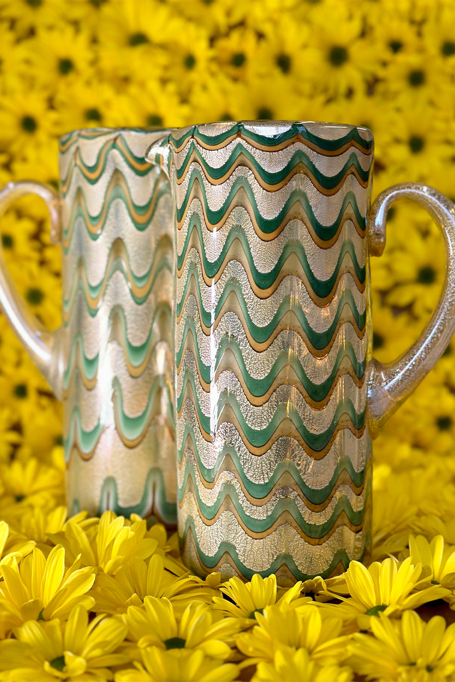 Handblown Murano Glass Wave Tumbler in Green & Gold