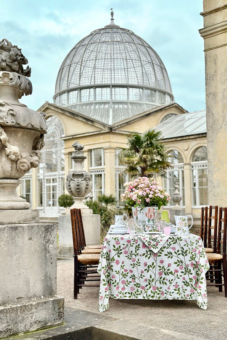 'Le Jardin des Roses' Linen Tablecloth in Pink & Green