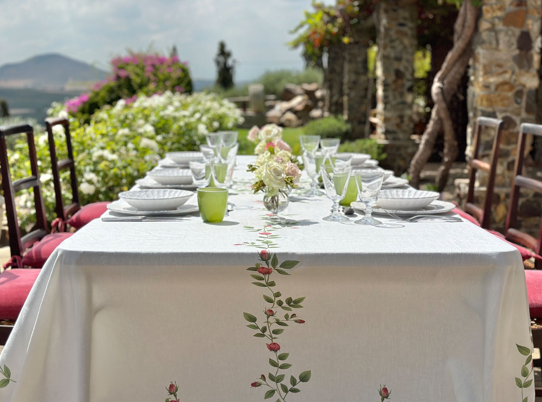 'Rose Trellis' Linen Tablecloth