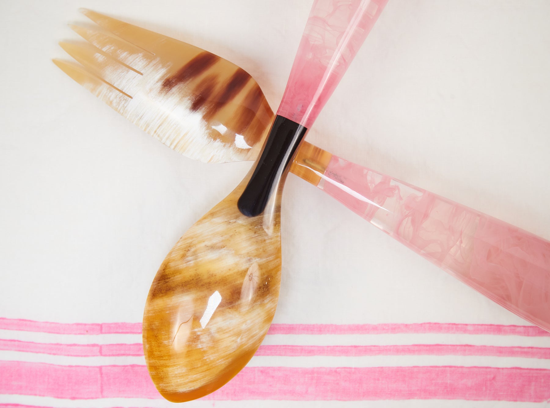 Pair of Resin Salad Servers in Pink, 33cm