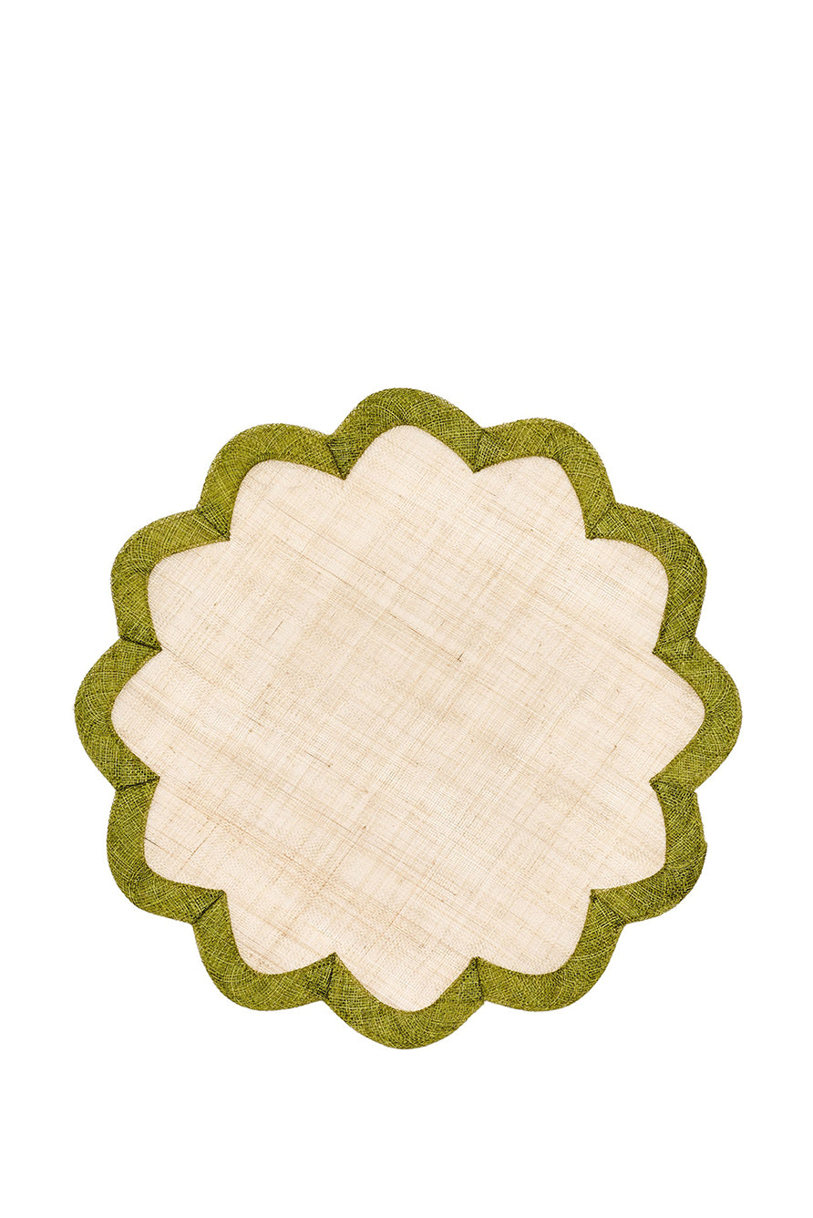 Scallop Border Sinamay Placemat in Natural and Green, 40cm