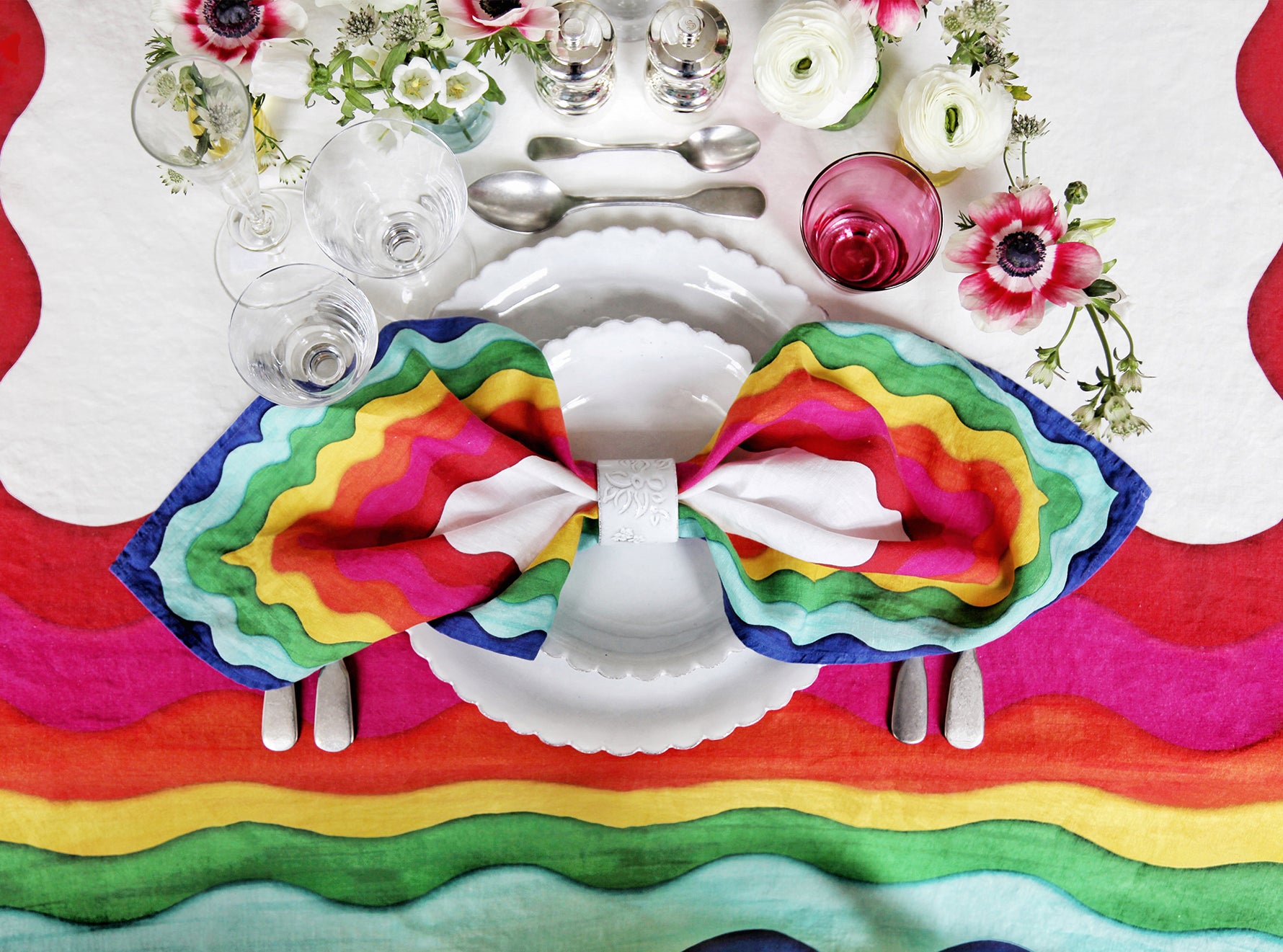 Sunrise Rainbow Linen Tablecloth in Multicolours