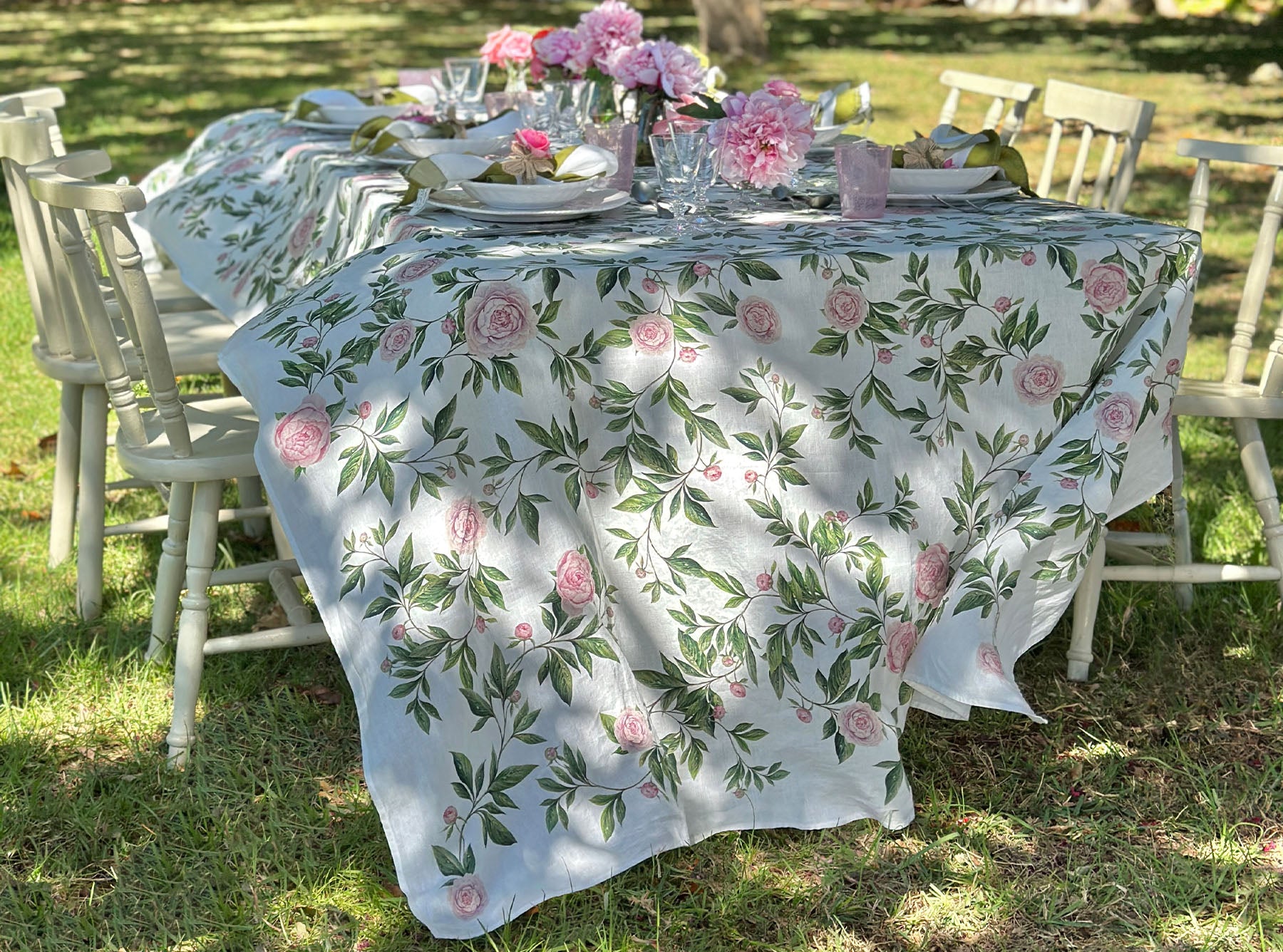 'Trailing Peony' Linen Tablecloth