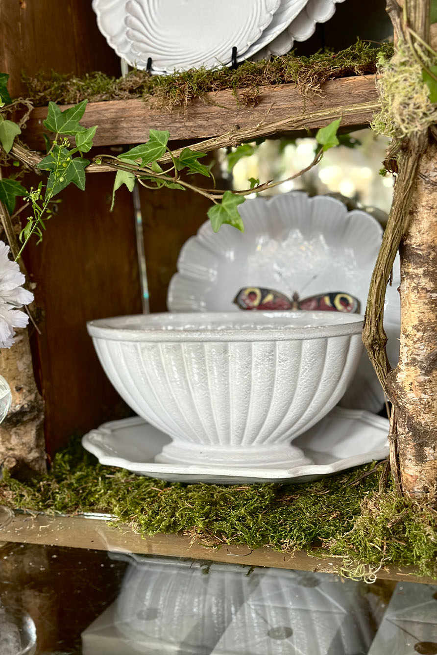 Tucson Scented Candle in Peggy Footed Dish by Astier de Villatte, 25cm