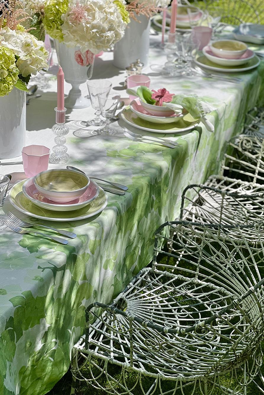'Hydrangea' Linen Tablecloth in Green
