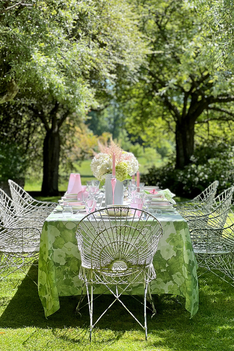 'Hydrangea' Linen Tablecloth in Green
