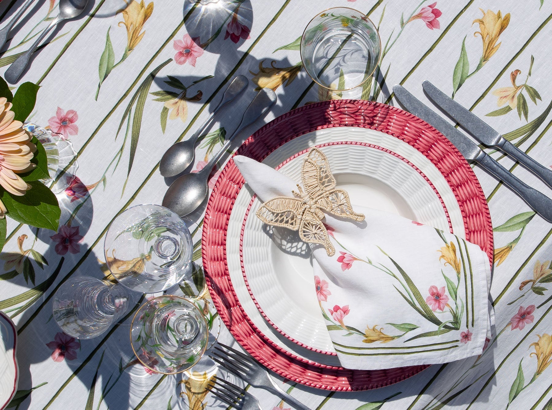 'Gladioli' Wine Glass