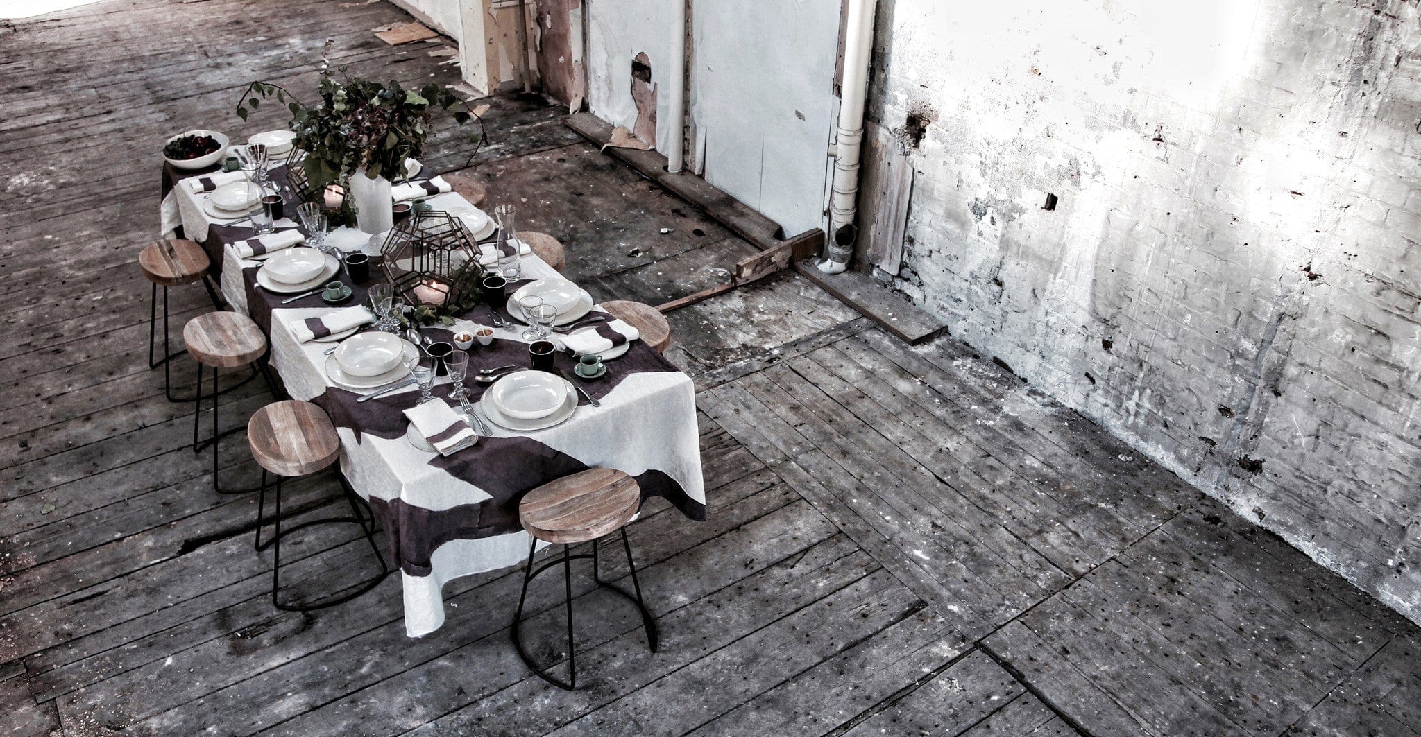 Alphabet Napkin 'V' in Grape Purple, 50x50cm