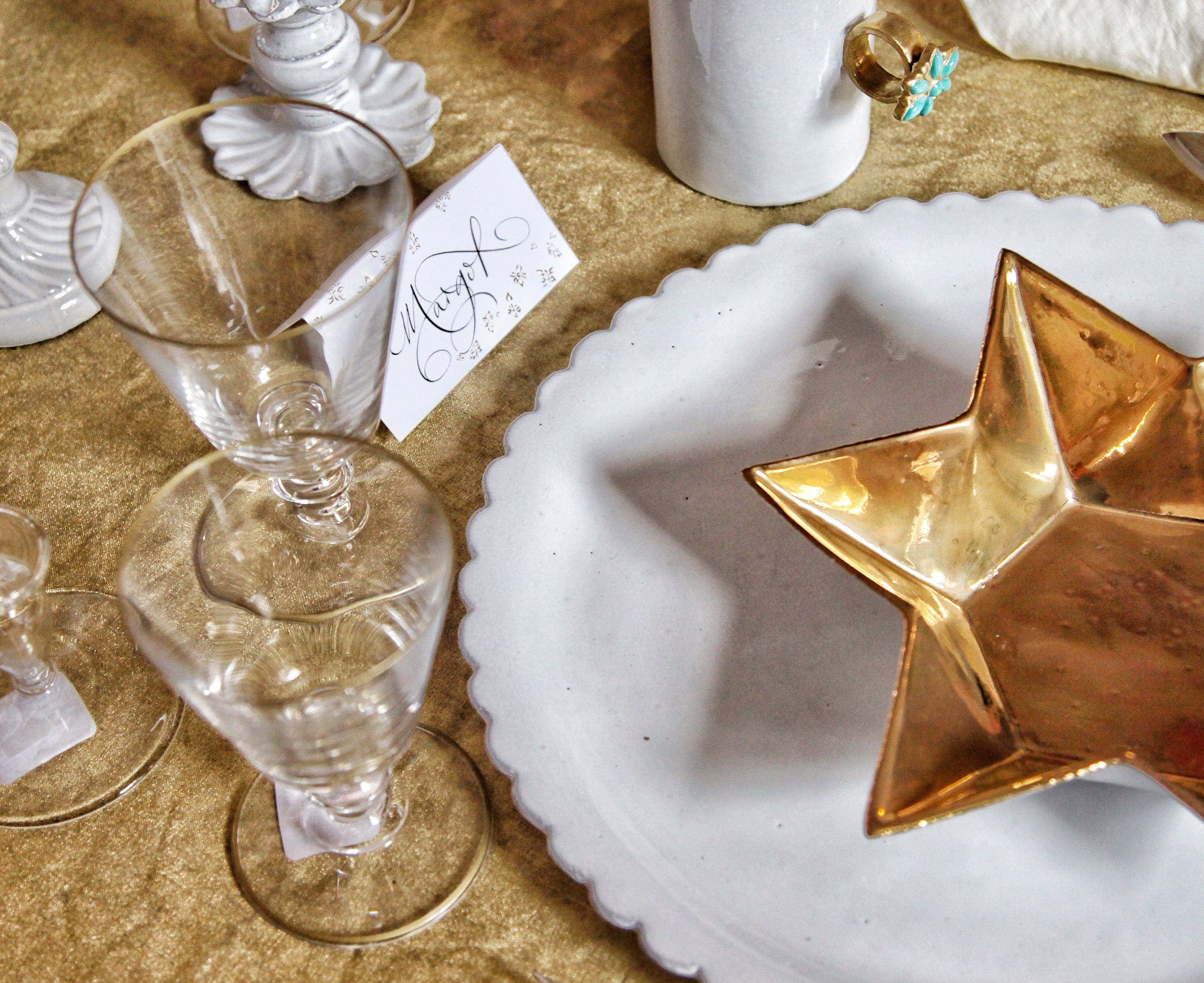 'Full Field' Linen Tablecloth in Gold