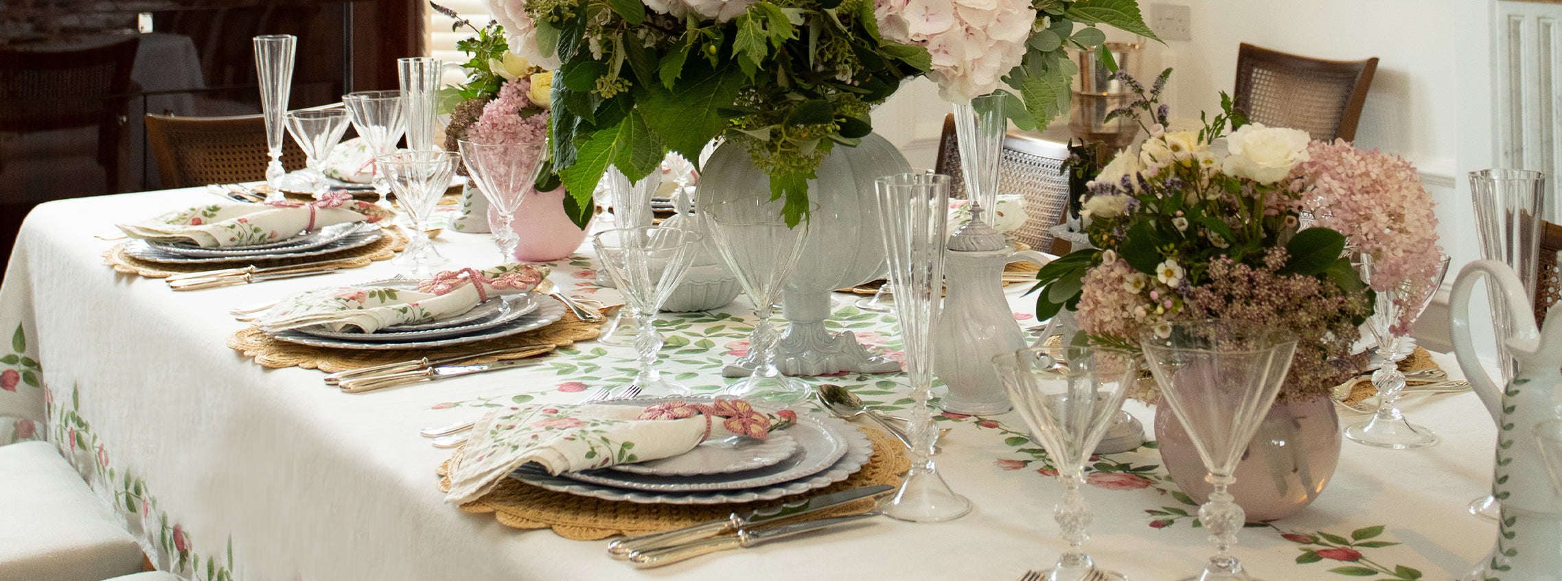 Romantic 'Rose Trellis' Table Setting