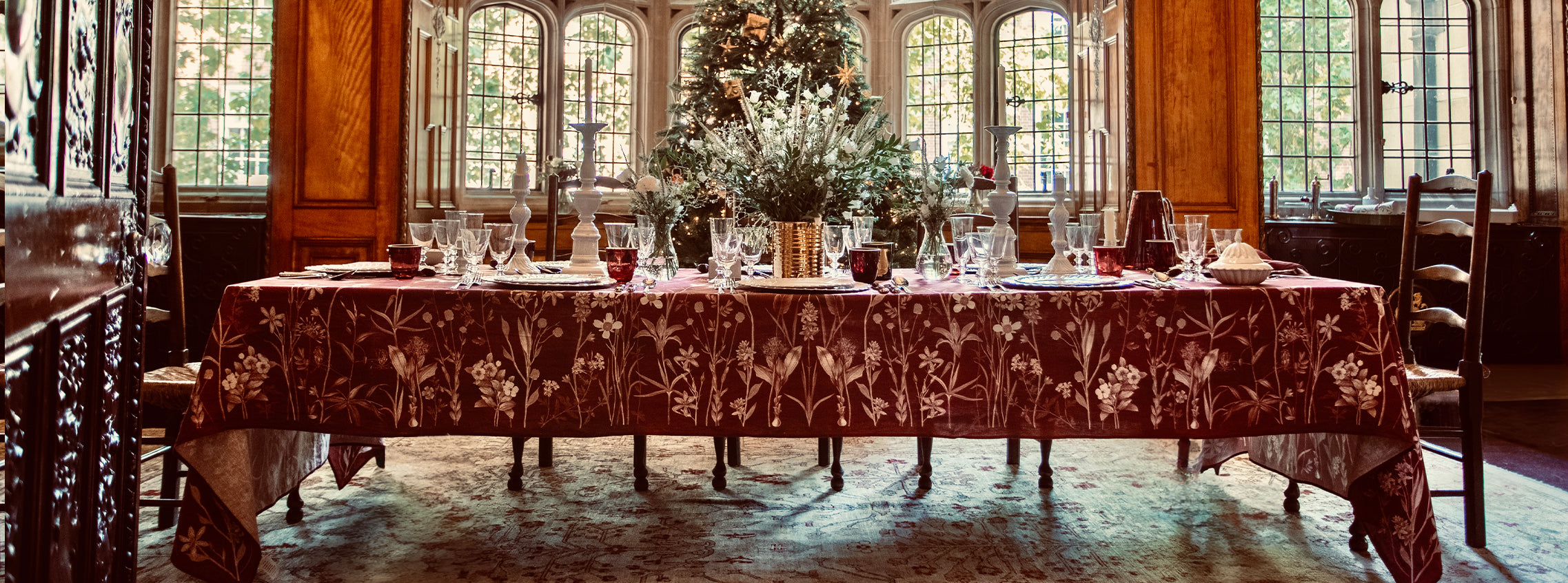 Gather in Red: The African Flower Tablescape