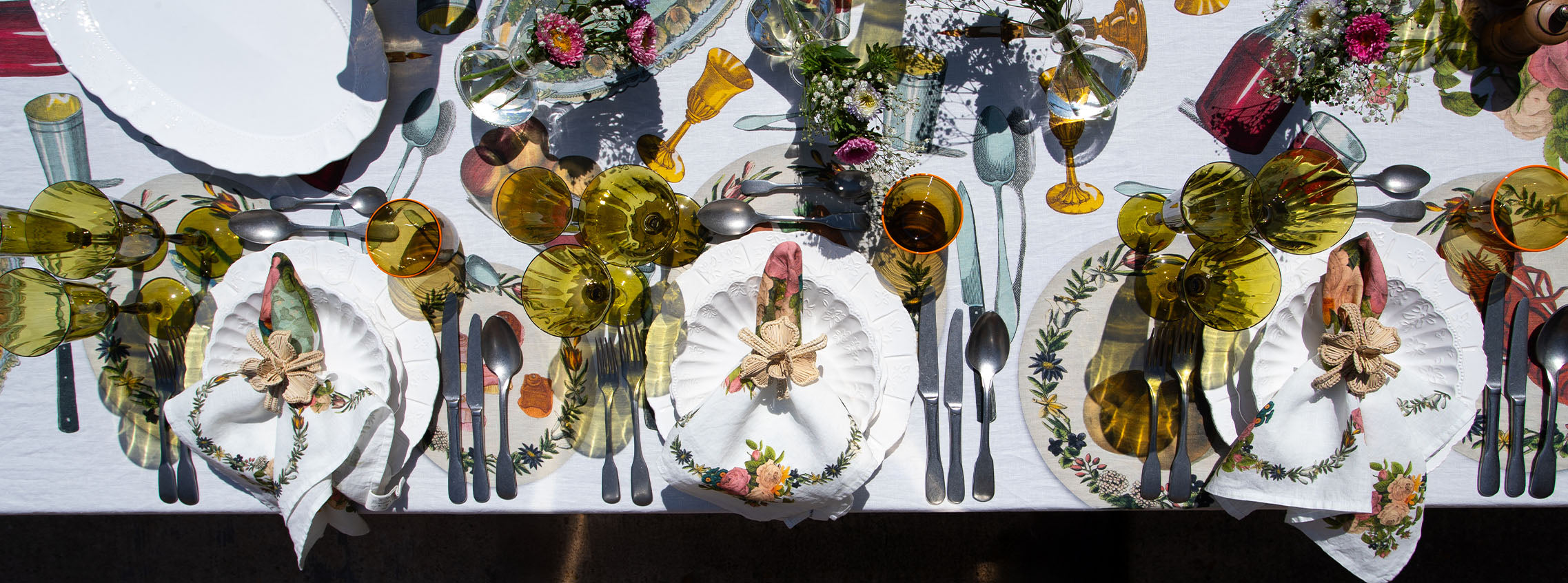 Outdoor 'Feast' Tablescape