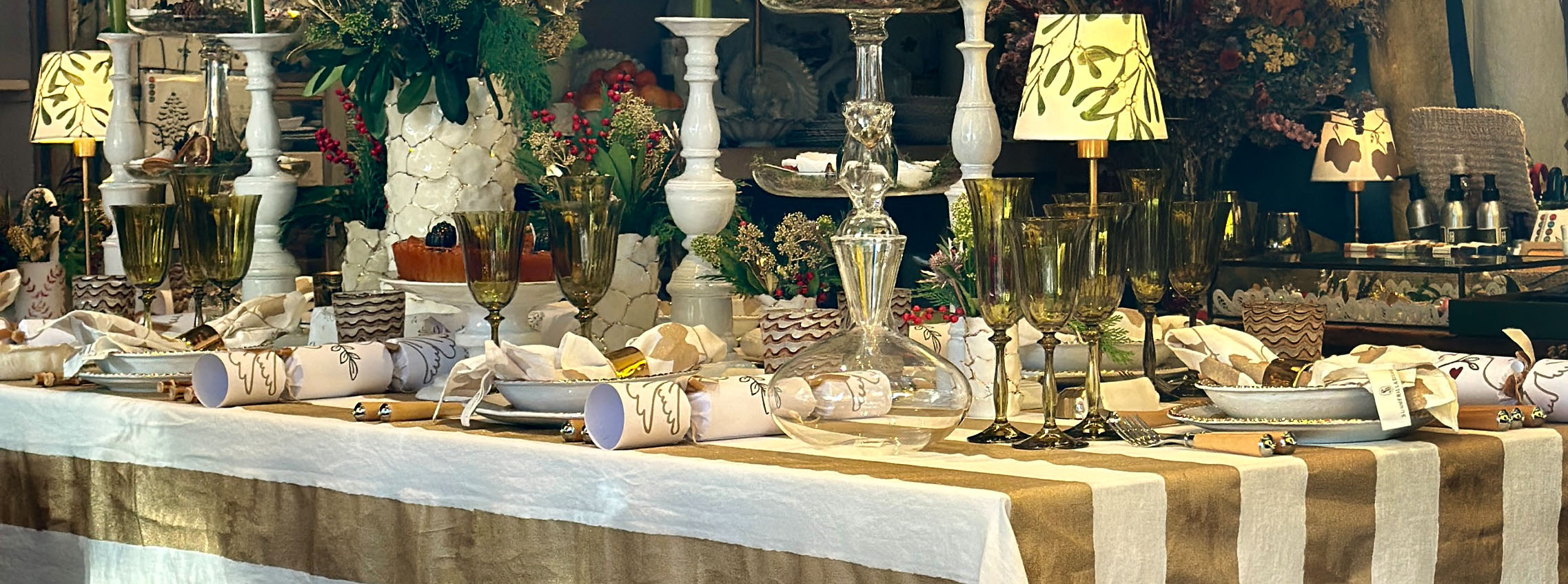 'Gold Stripe' Rustic Festive Tablescape
