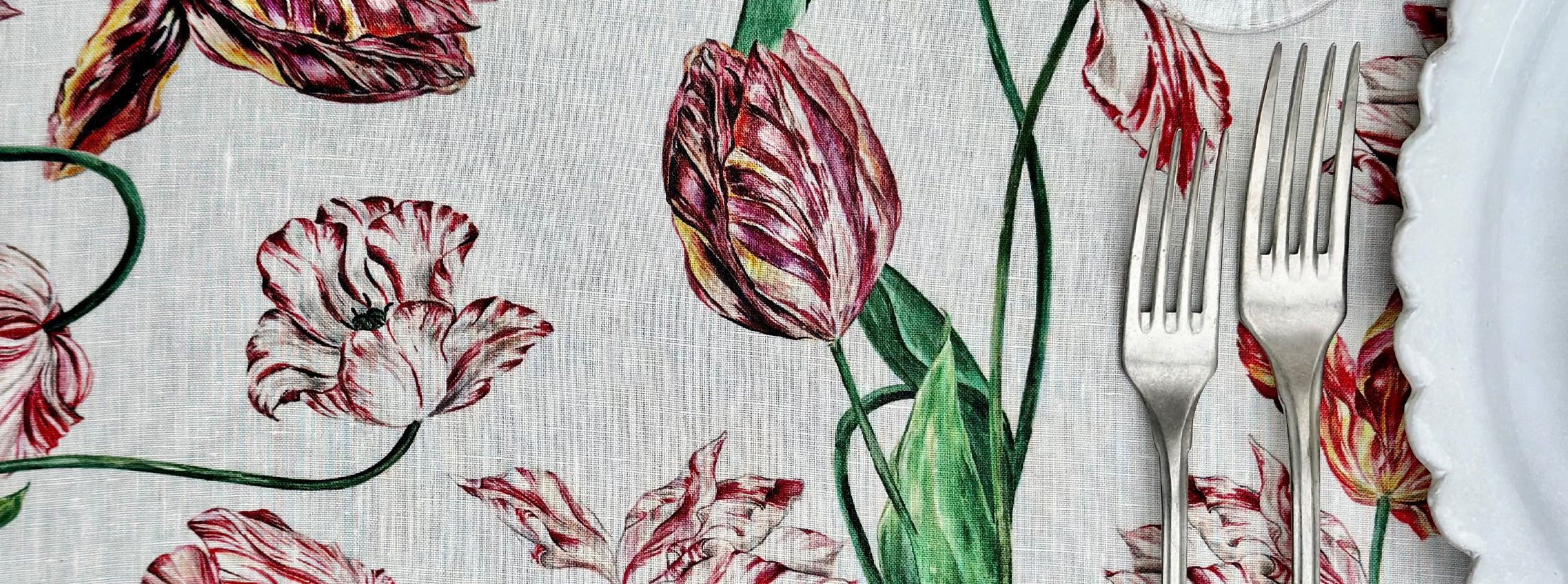Tulip Tablescape