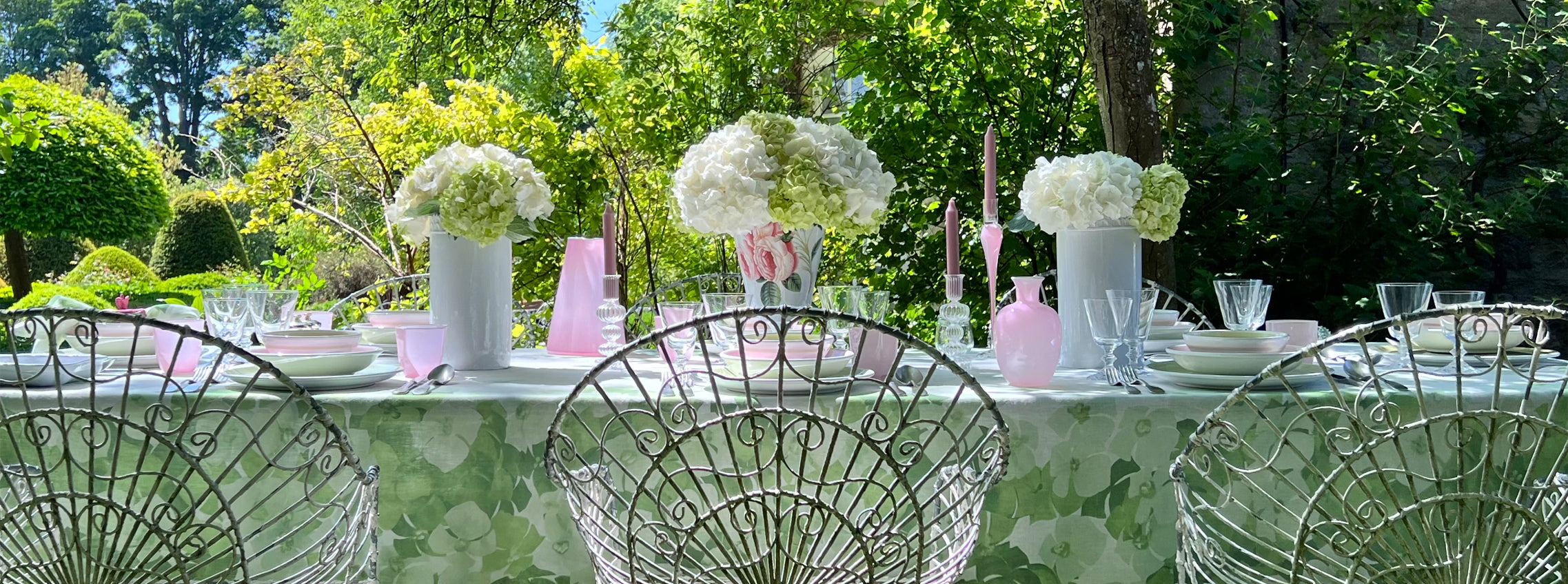 White Hydrangea Tablescape