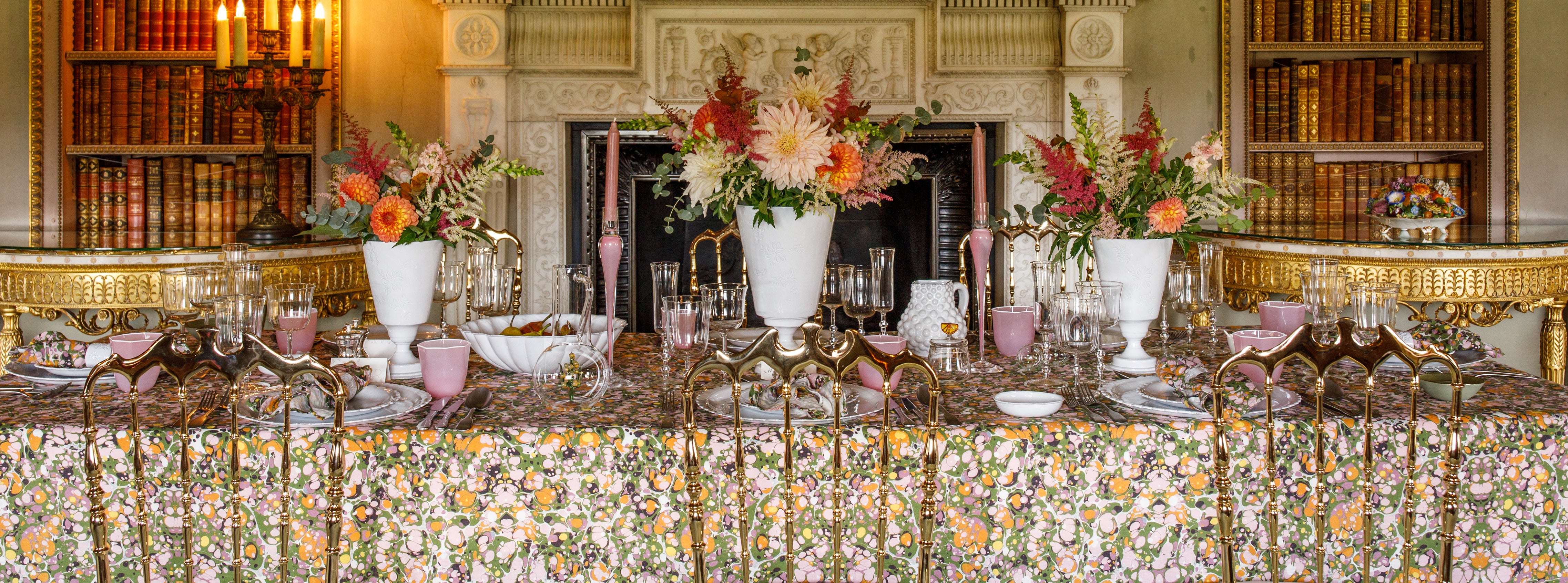 S&B Marble Indoor Tablescape