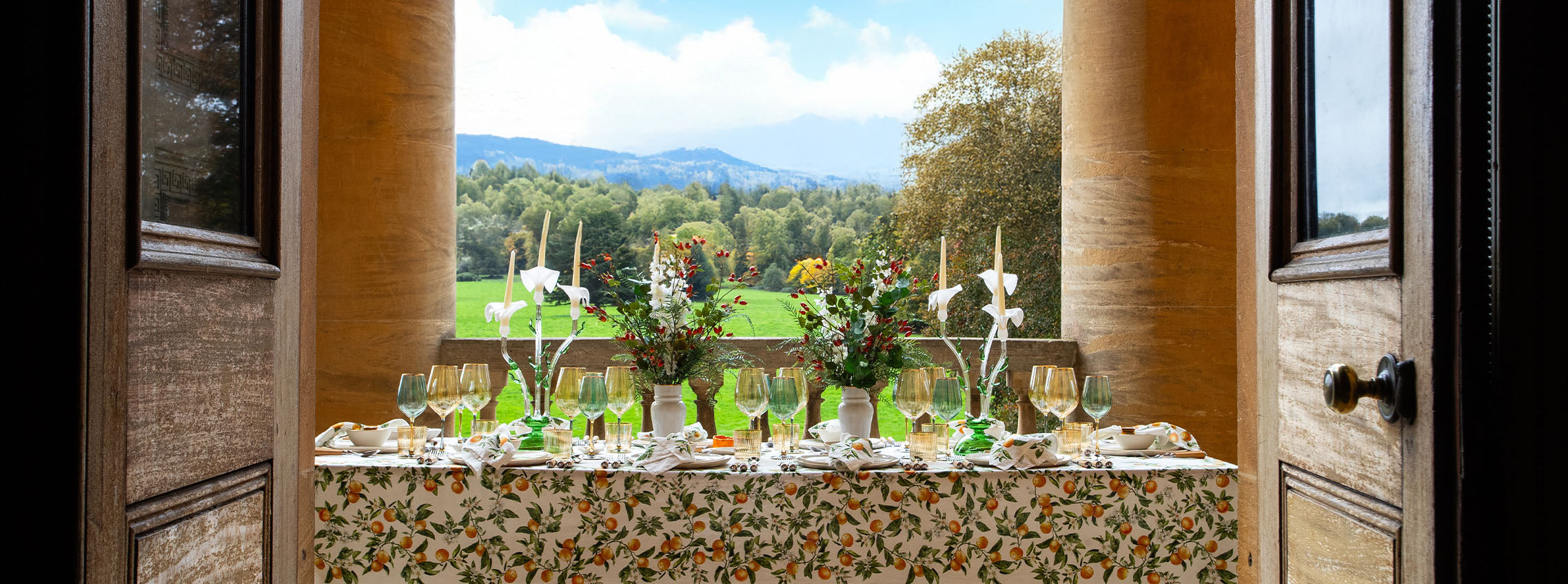 'L'Orangerie' Outdoor Dining Tablescape