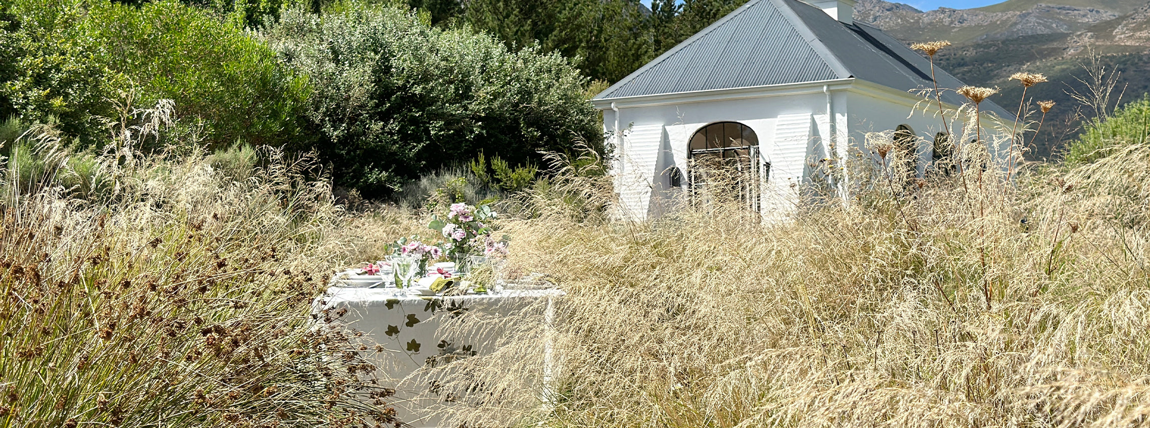 Passiflora Tablescape