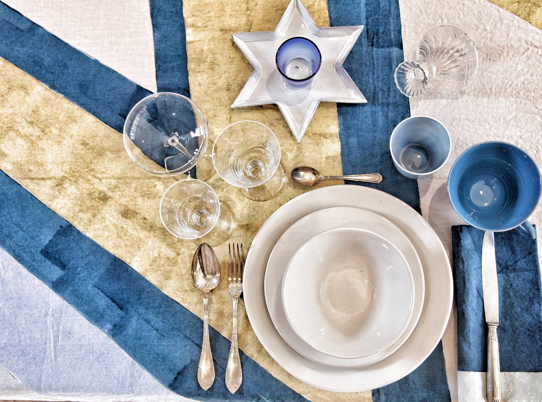 Bolt Linen Tablecloth in Blue and Gold