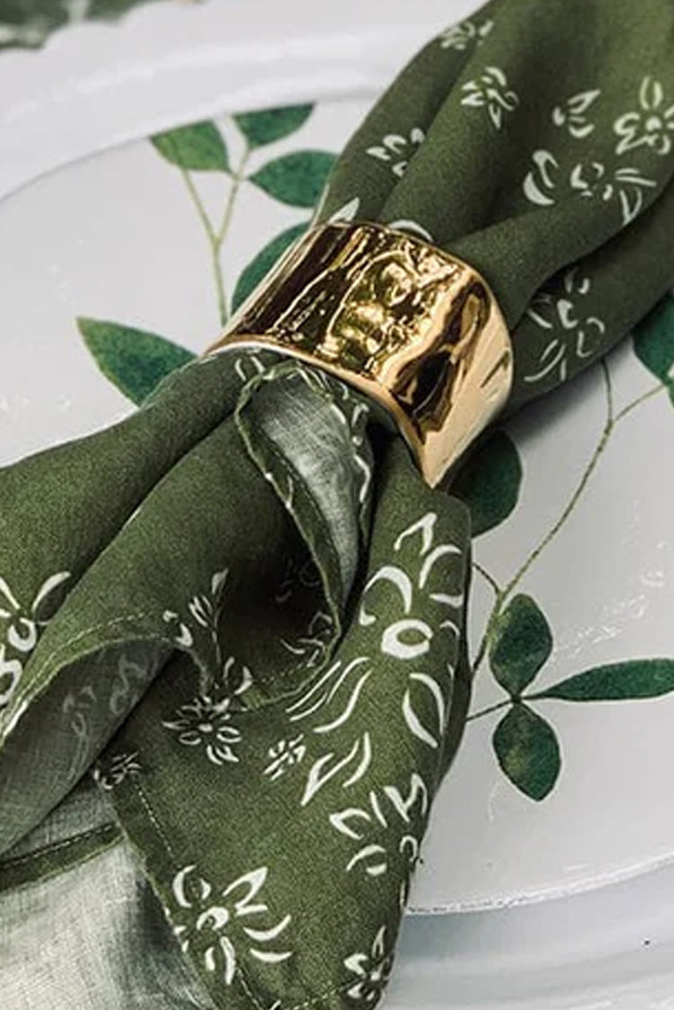 Porcelain Napkin Ring in Gold Glaze