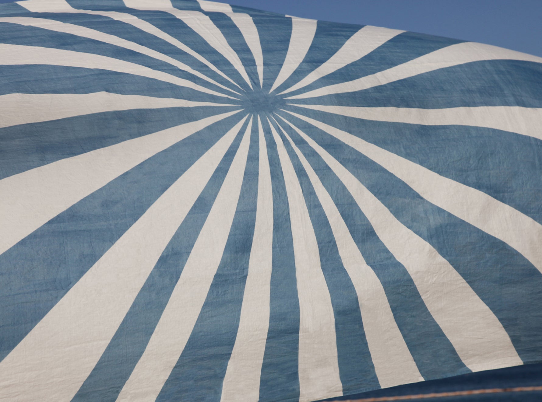 'Le Cirque' Linen Tablecloth in Blue