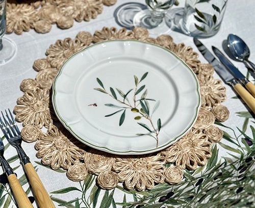 Olive Branch Scalloped Dinner Plate With Small Insect, 26cm