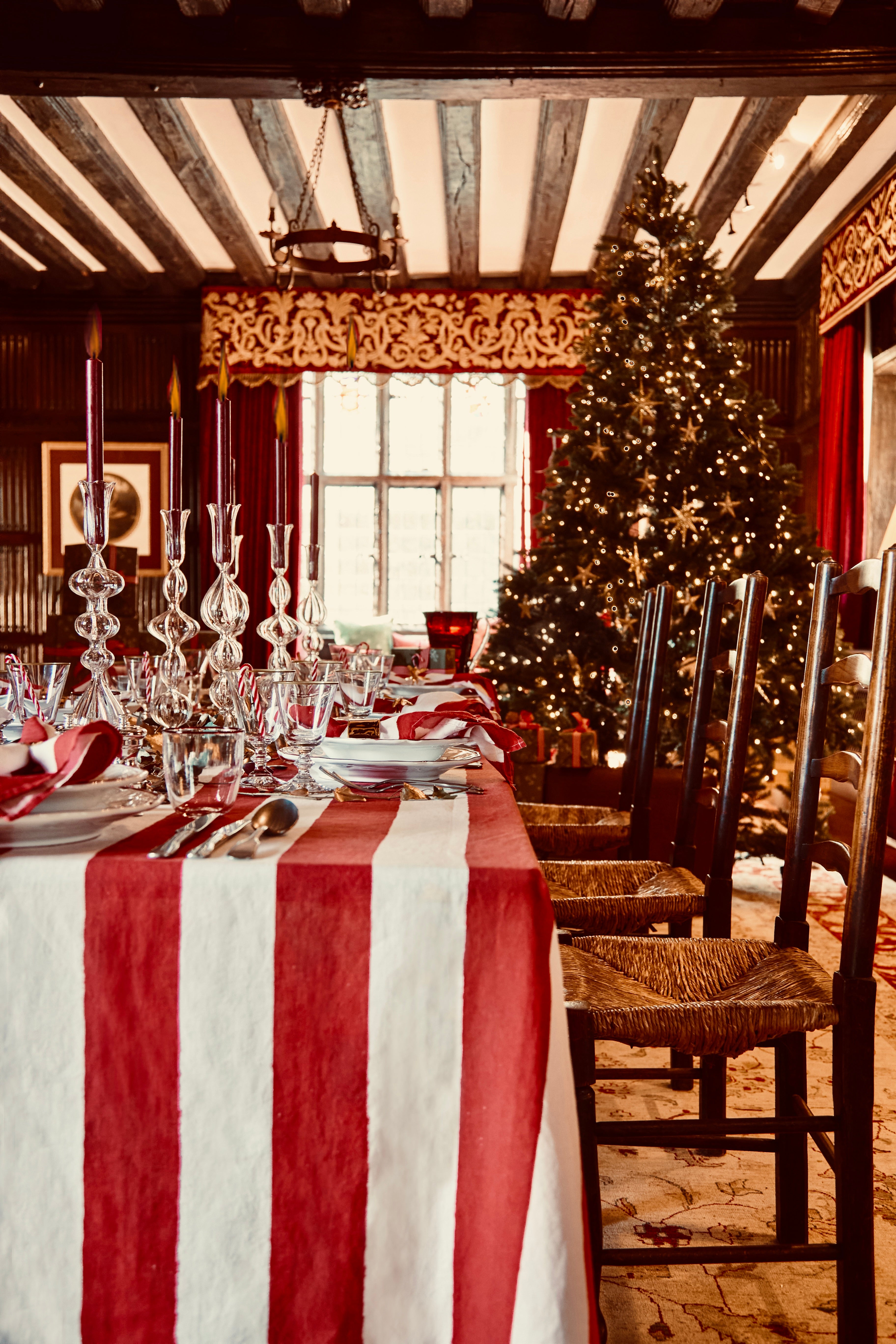 'Stripe' Linen Napkin in White & Red, 50x50cm