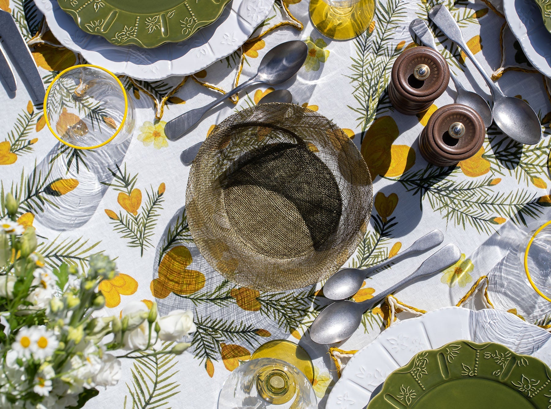 Abaca Round Bread Basket in Cream