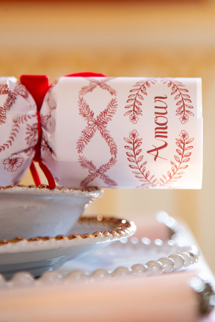'Amour Bonheur' Linen Tablecloth