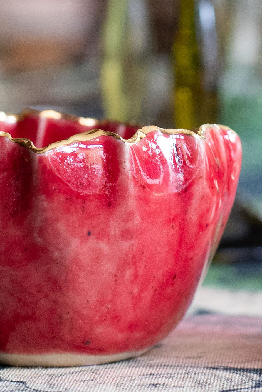 Gold Rim Burgundy Pinch Pot, 7cm