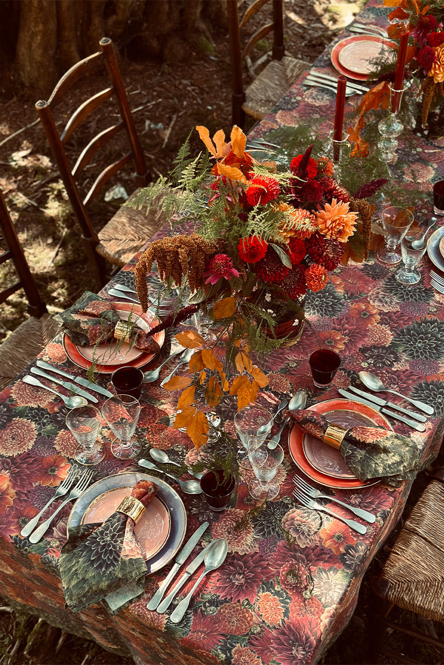'Dahlia' Linen Tablecloth in Red & Purple
