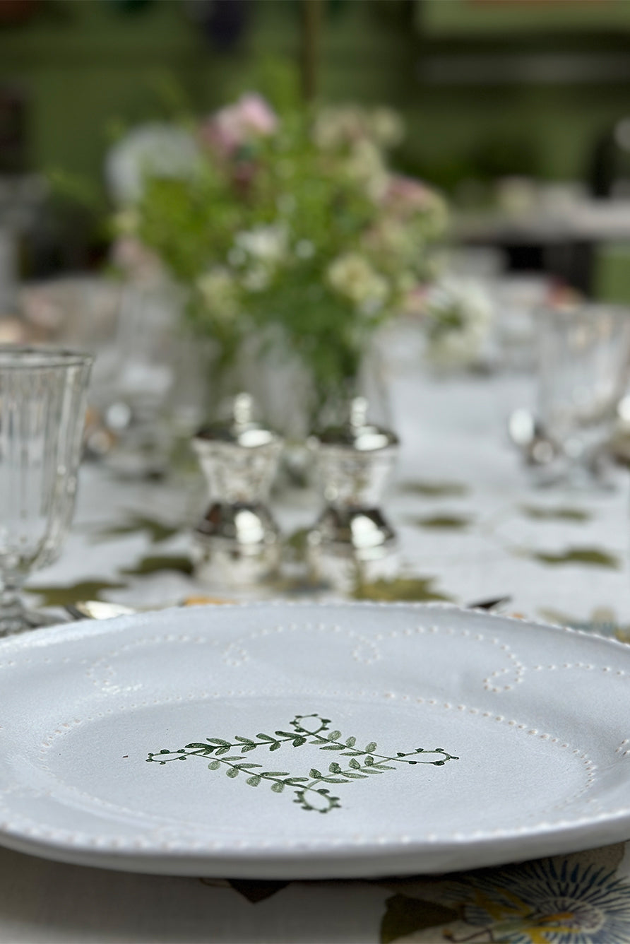 Green Laurel Serving Platter, 29cm