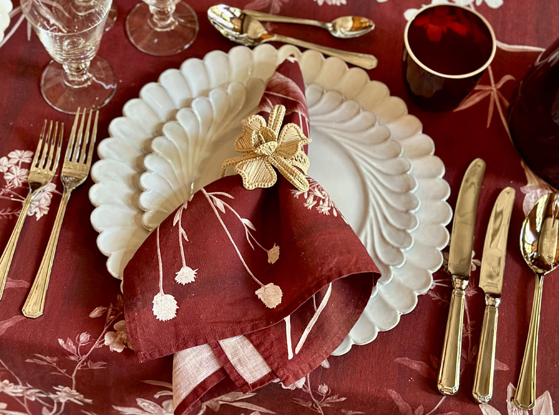 African Flower Linen Tablecloth in Red