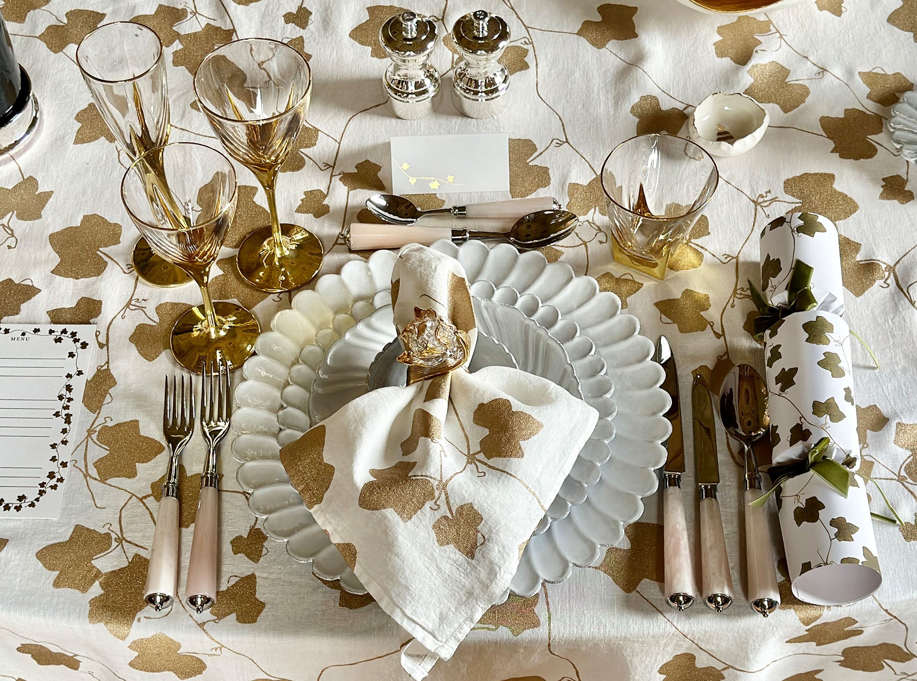 Handblown Glass Rose Napkin Ring in Gold