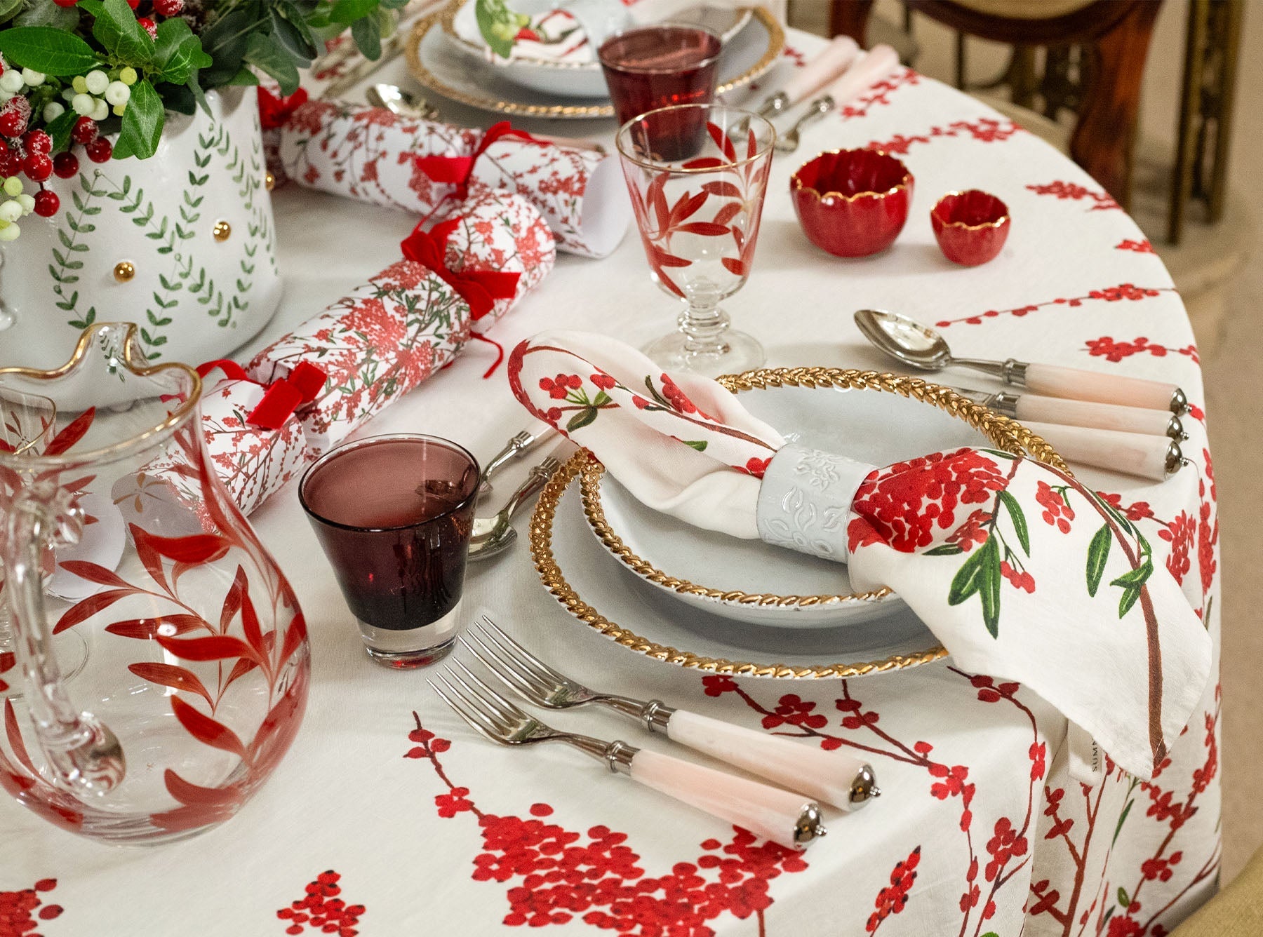 Green Laurel Gold Ornaments Tulipiere Vase with Twisted Handles, 16cm