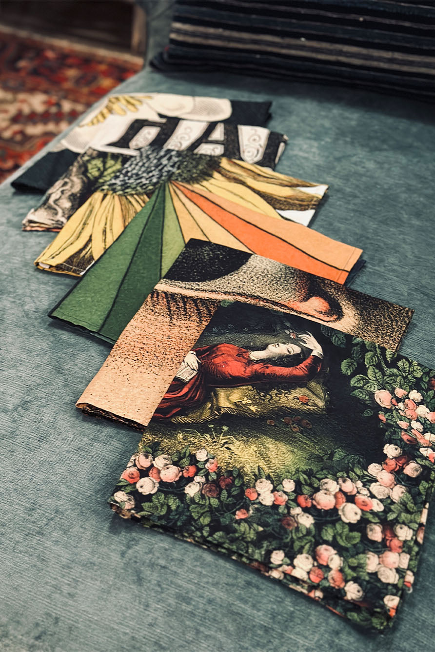 S&B x John Derian 'Happy' Linen Napkin, 50x50cm