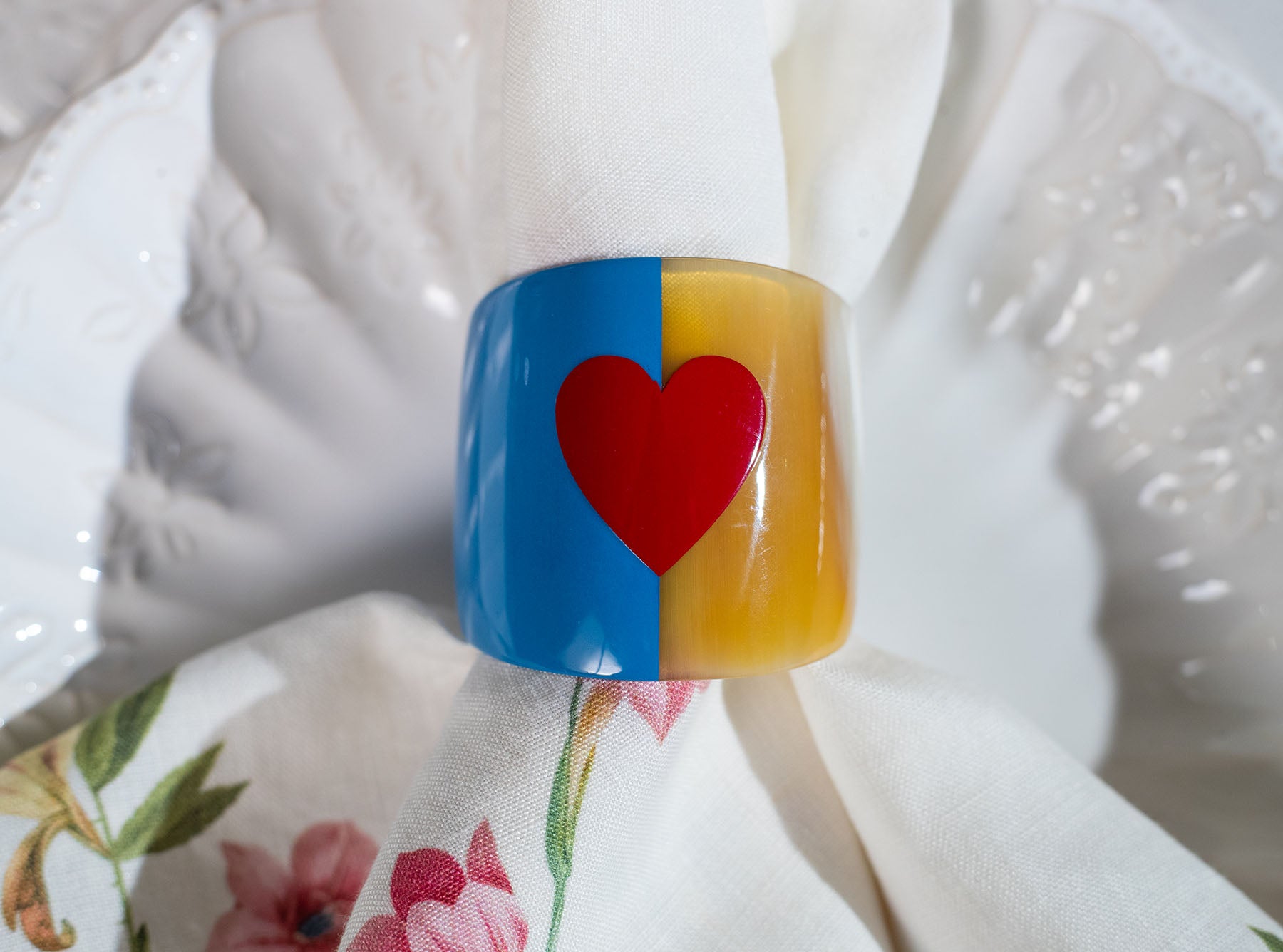 S&B Heart Blue Lacquer & Horn Napkin Ring