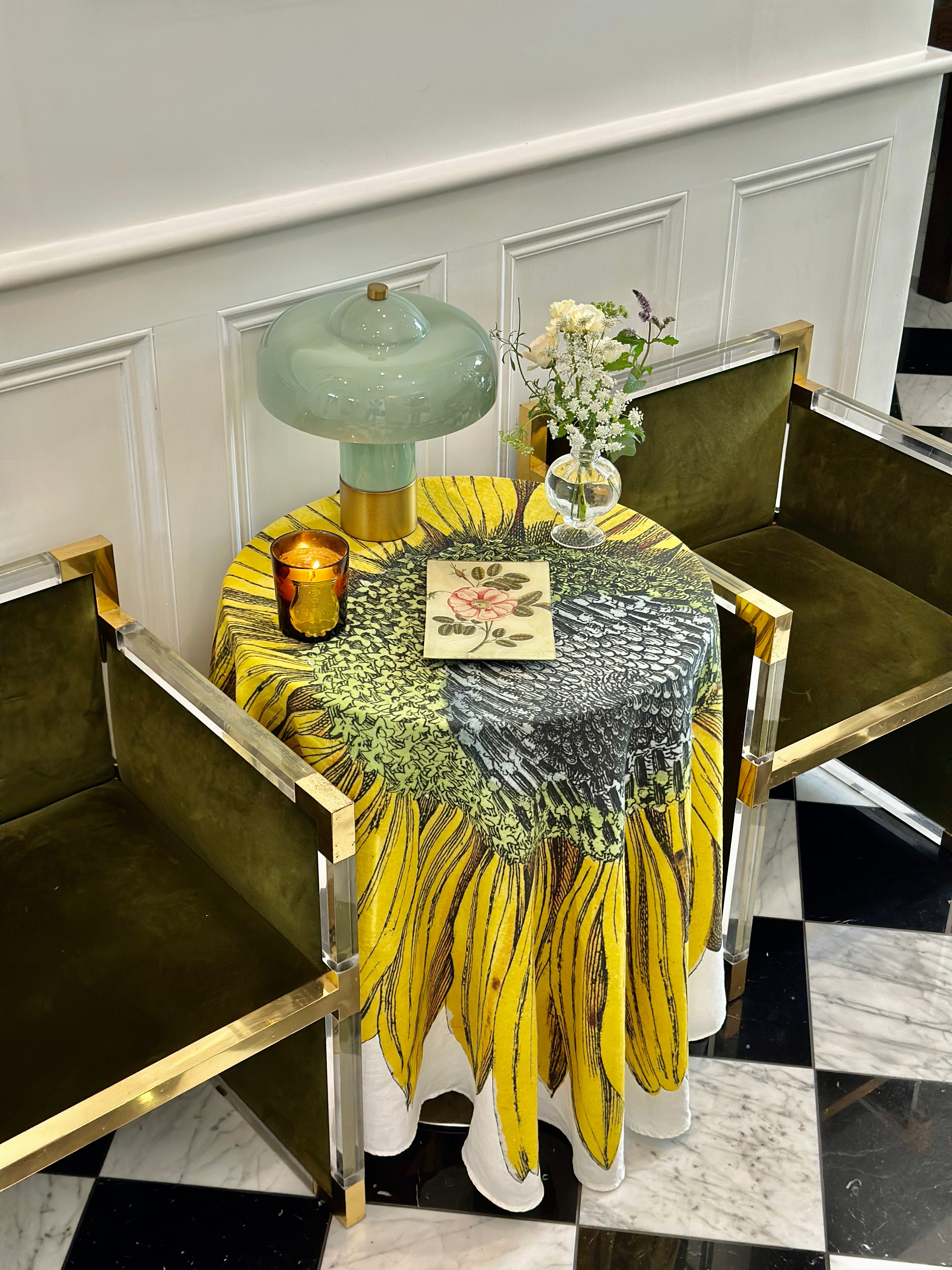 S&B x John Derian 'Sunflower' Round Occasional Linen Tablecloth, 165cm