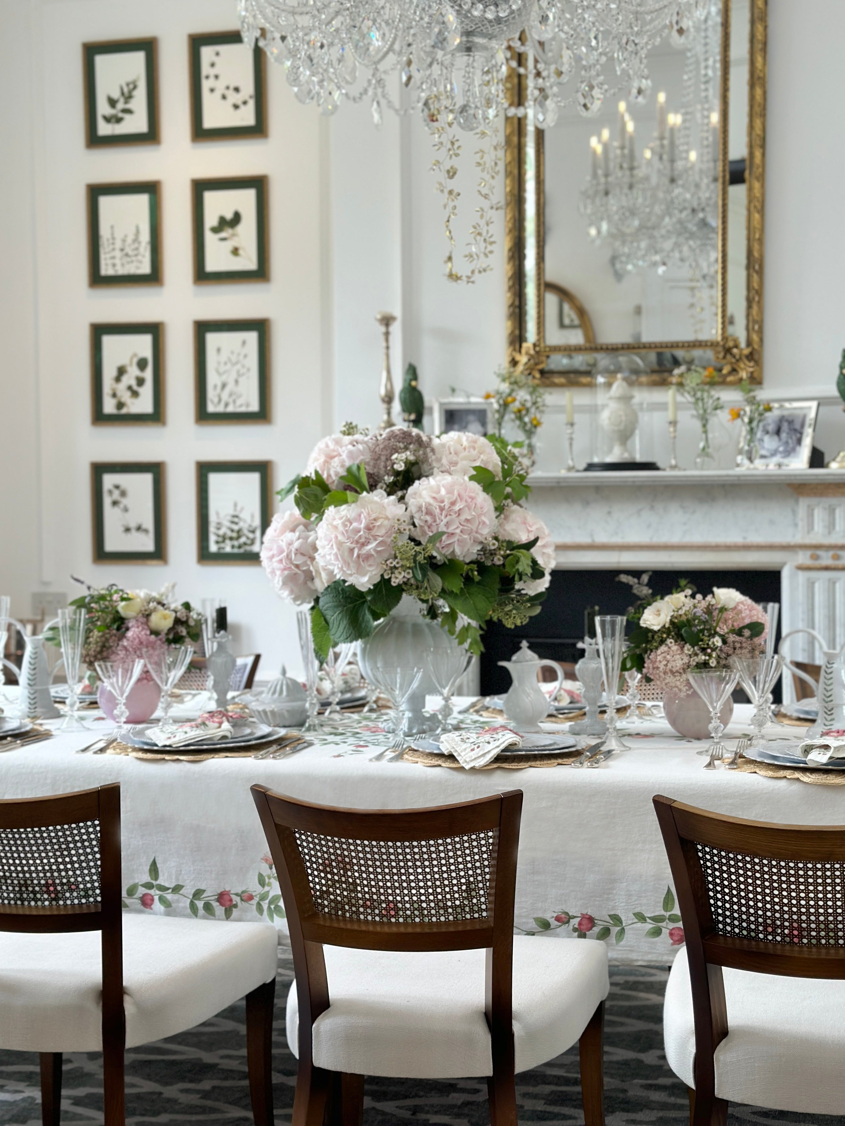 'Rose Trellis' Linen Tablecloth