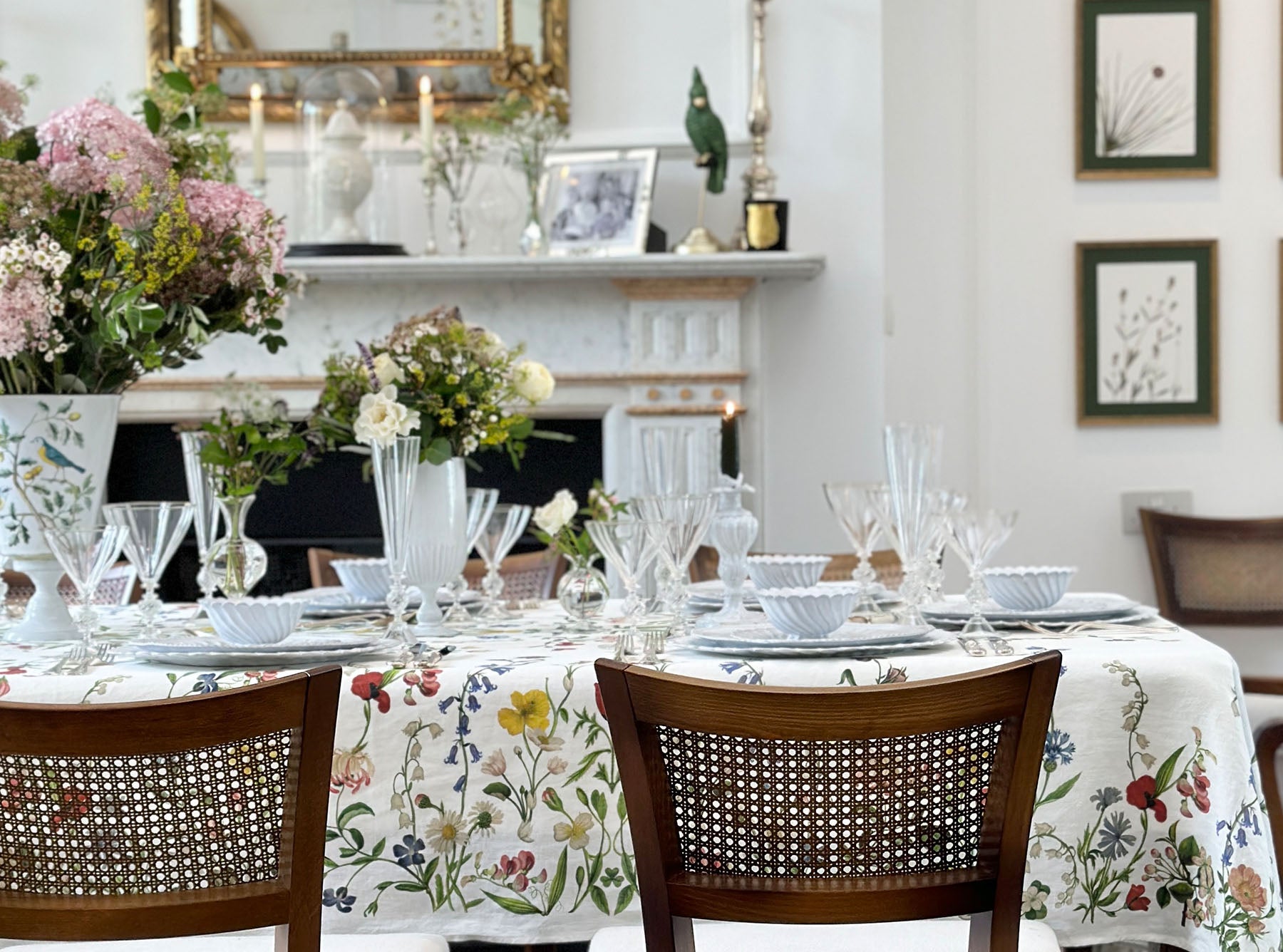 S&B x John Derian 'Botanical Wildflower' Linen Tablecloth