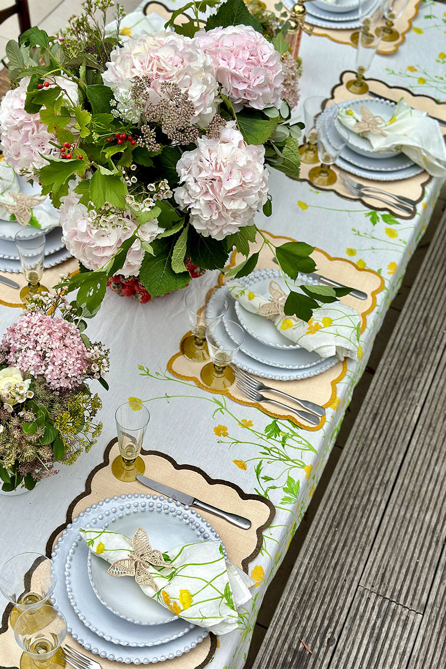 'Lola' Placemat with Scalloped Edge in Yellow, 35 x 50cm