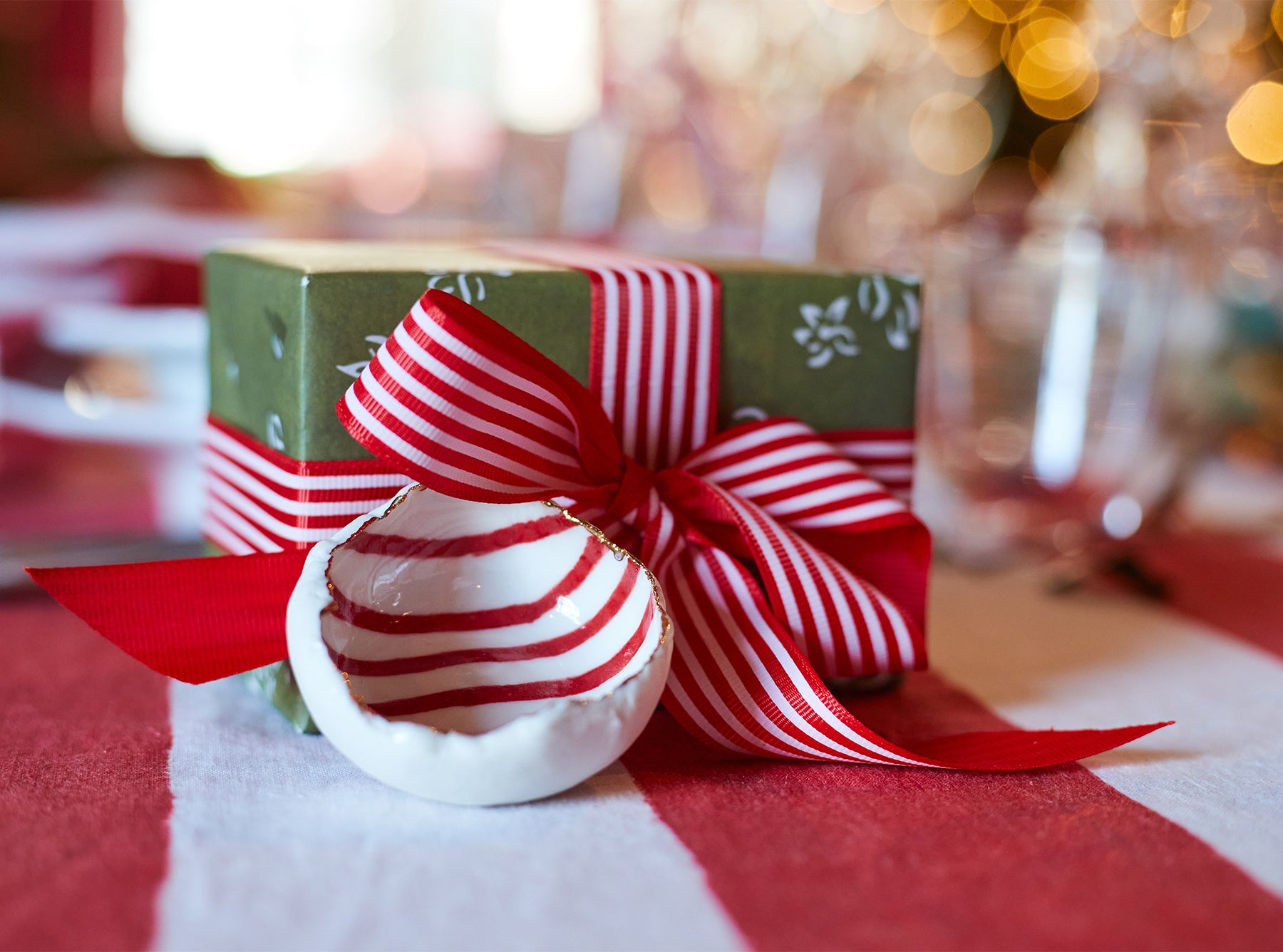 HB Jagged Bowl with Red Stripes, 7cm