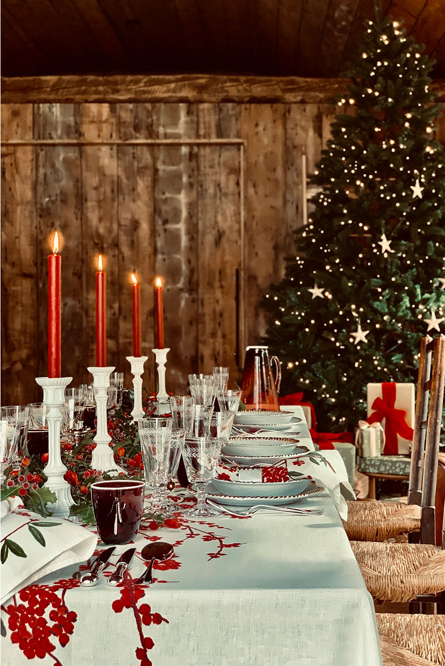 'Les Airelles' Linen Tablecloth
