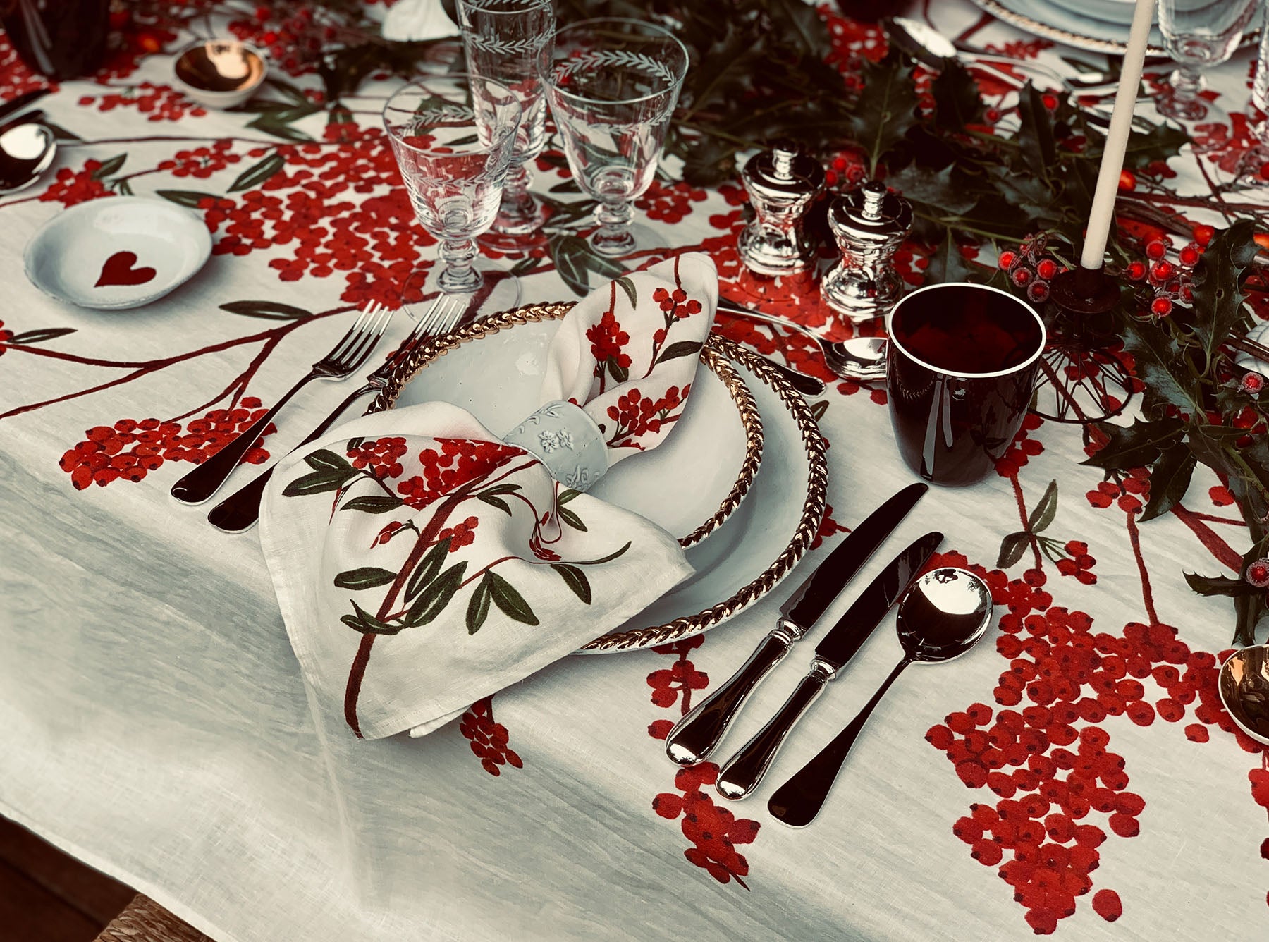 'Les Airelles' Linen Tablecloth