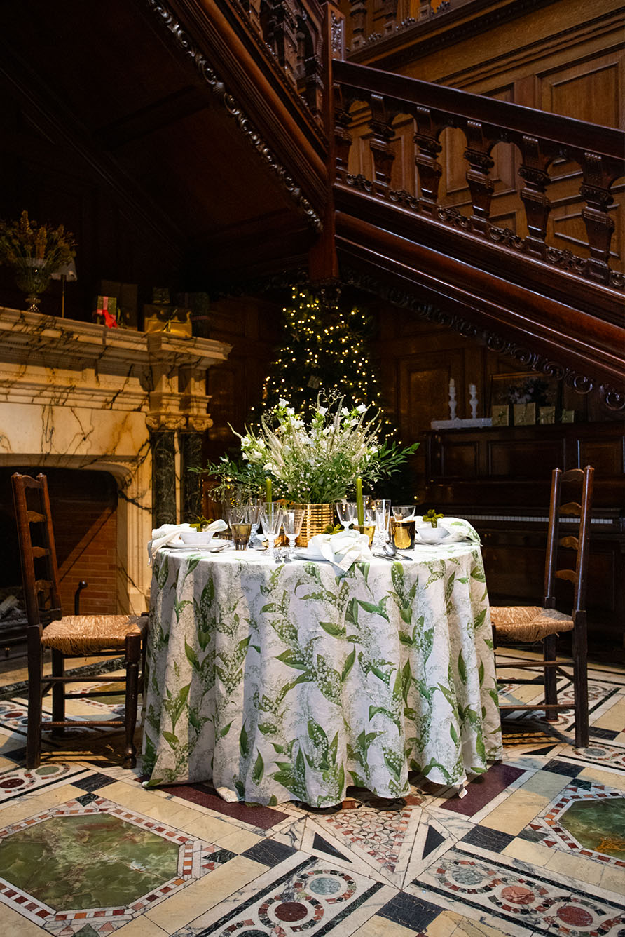 Lily of the Valley 'Muguet' Round Linen Tablecloth, 260cm
