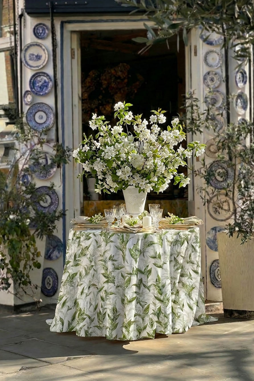 Lily of the Valley 'Muguet' Round Linen Tablecloth, 260cm
