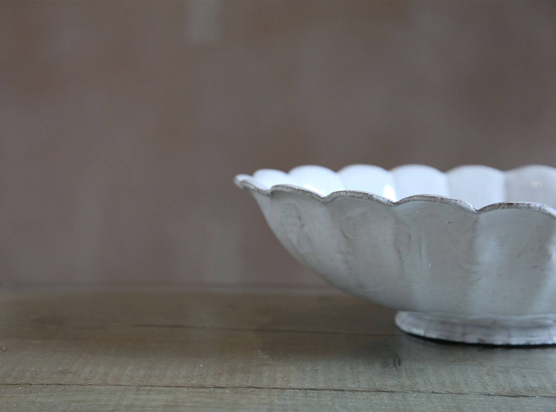 Marguerite Fruit Bowl by Astier de Villatte, 24cm